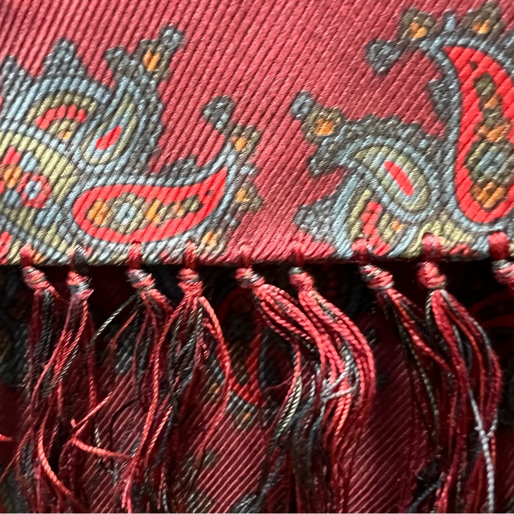 Kilgour French & Stanbury Paisley Pure Silk mens scarf cravat with fringe - Picture 6 of 10